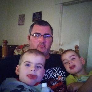 Meet your Posher, Dustin